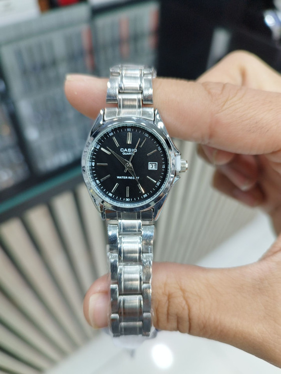 ست ساعت مچی زنانه و مردانه کاسیو CASIO ضدآب و کلاسیک — تصویر ۵