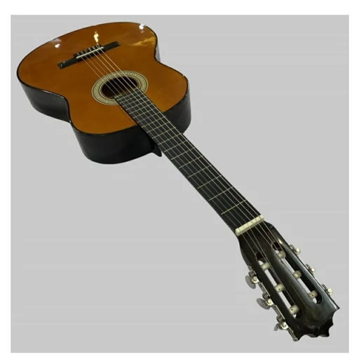 گیتار yamaha سی 70 همراه کاور و ارسال رایگان