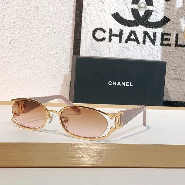 عینک آفتابی زنانه برند شنل ( CHANEL ) مدل CH4024 | ساخت کشور چین (OEM BY CHINA) — تصویر ۲
