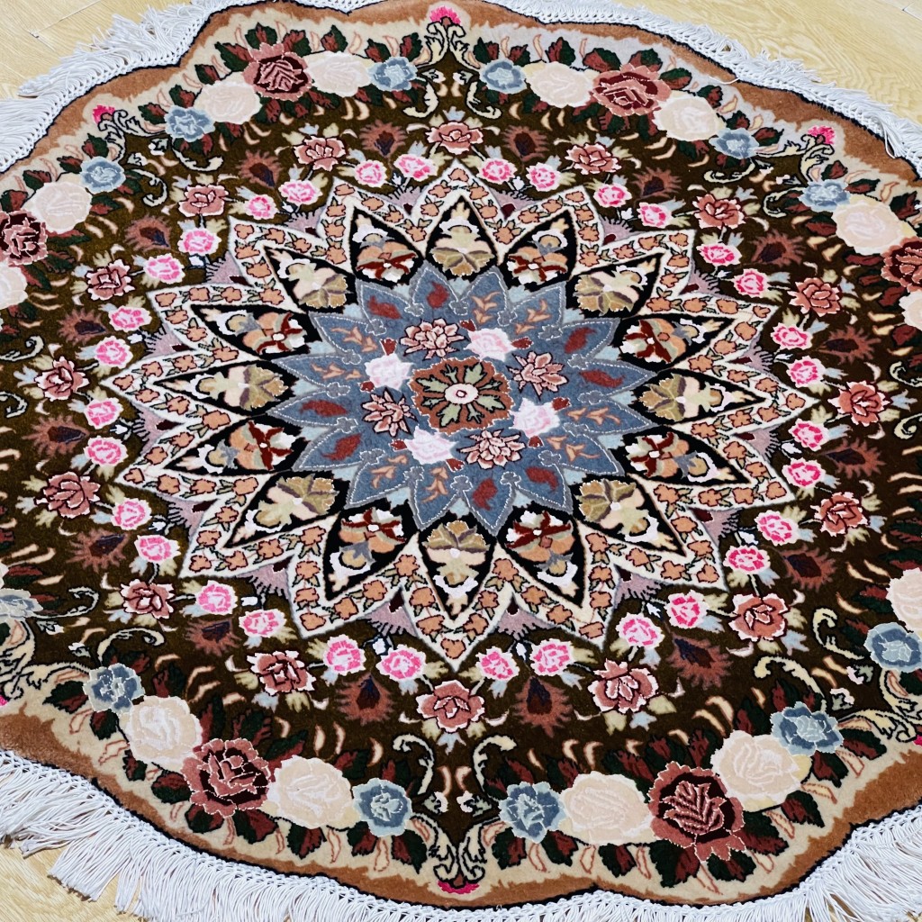 فرش گرد قطر ۱ تبریز — تصویر ۵