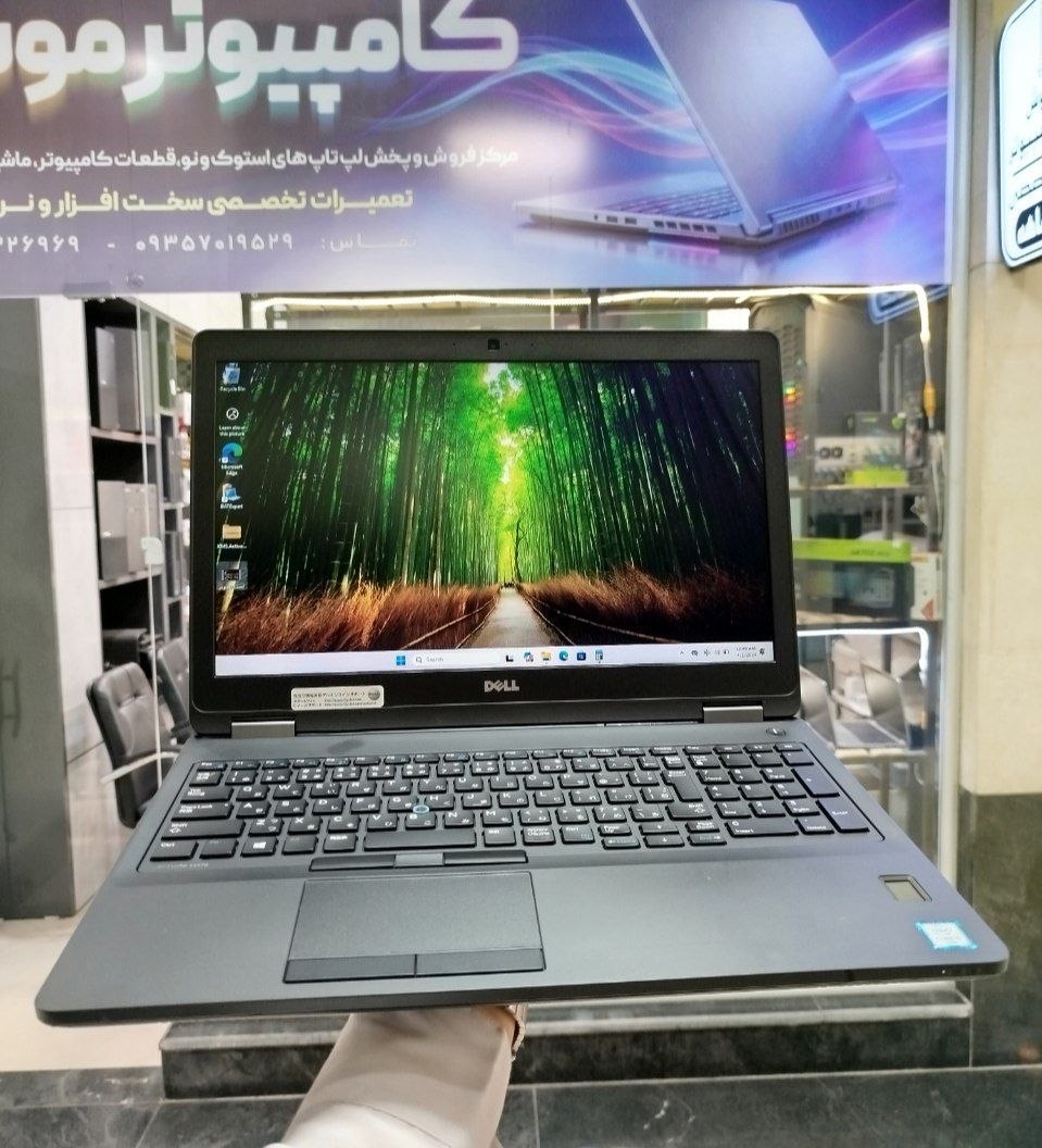 لپ تاپ استوک DELL LATITUDE E5570 CORE i5-6200U/8GB/500HDD-128SSD M.2/INTEL UHD UP 4GB
