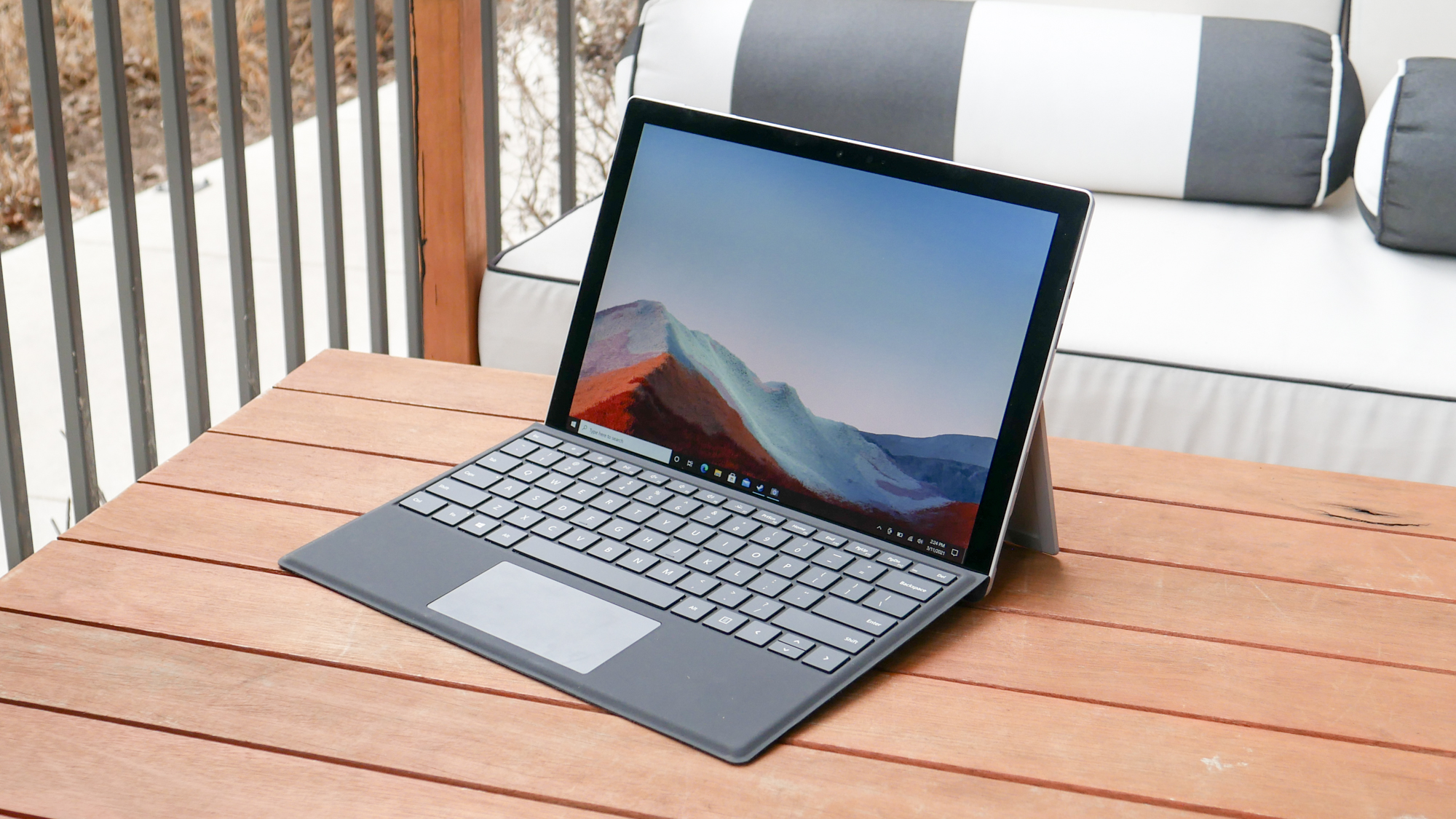 تبلت-لپ‌تاپ مایکروسافت Surface Pro 7 Plus استوک A+++ - موبی لپ — تصویر ۵