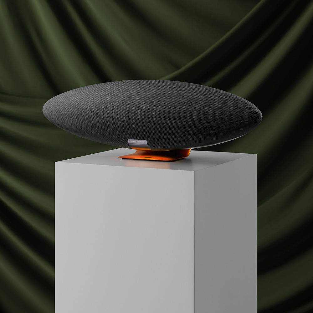 اسپیکر باورز اند ویلکینز Bowers & Wilkins مدل Zeppelin McLaren Edition رنگ Galvanic Grey & Papaya Orange — تصویر ۵