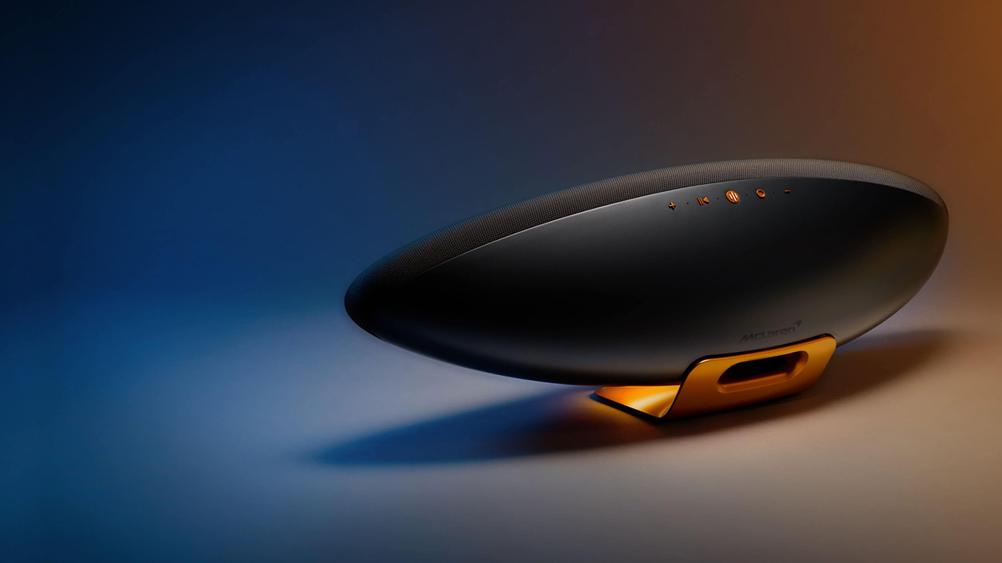اسپیکر باورز اند ویلکینز Bowers & Wilkins مدل Zeppelin McLaren Edition رنگ Galvanic Grey & Papaya Orange — تصویر ۷