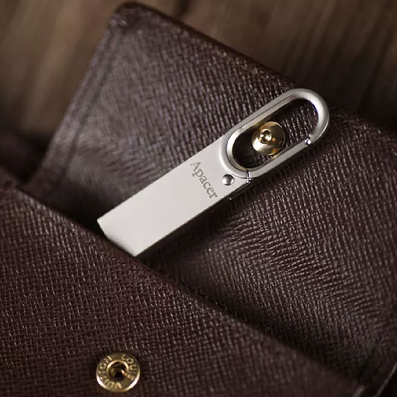 فلش مموری اپیسر Apacer مدل AH13E ظرفیت 16 گیگابایت USB 2.0 — تصویر ۳