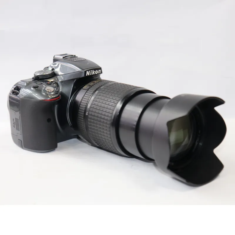 دوربین دیجیتال عکاسی نیکون D5300 با لنز 140-18 – دست دوم — تصویر ۴