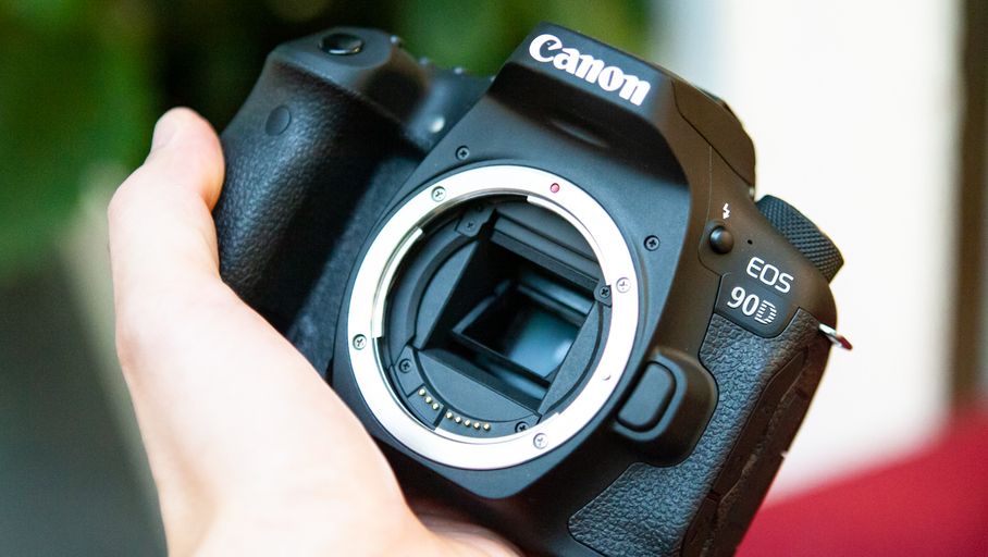 دوربین دیجیتال عکاسی کاننCanon90Dبدنه — تصویر ۵