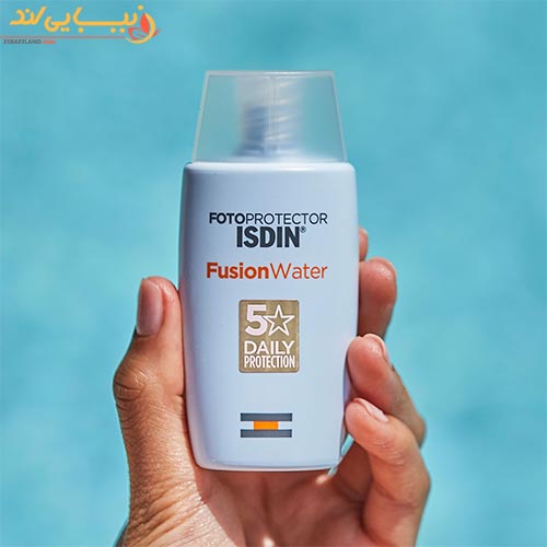ضد آفتاب فیوژن واتر مجیک ایزدن ISDIN بی رنگ با spf50 حجم 50 میل — تصویر ۶