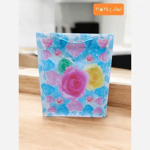 ساک دستی پلاستیکی طرح قلب و گل سایز 25×21 — تصویر ۲