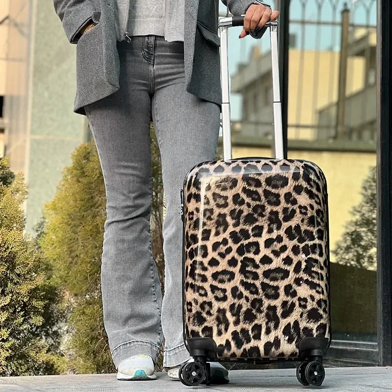 چمدان بچگانه مدل Leopard — تصویر ۴