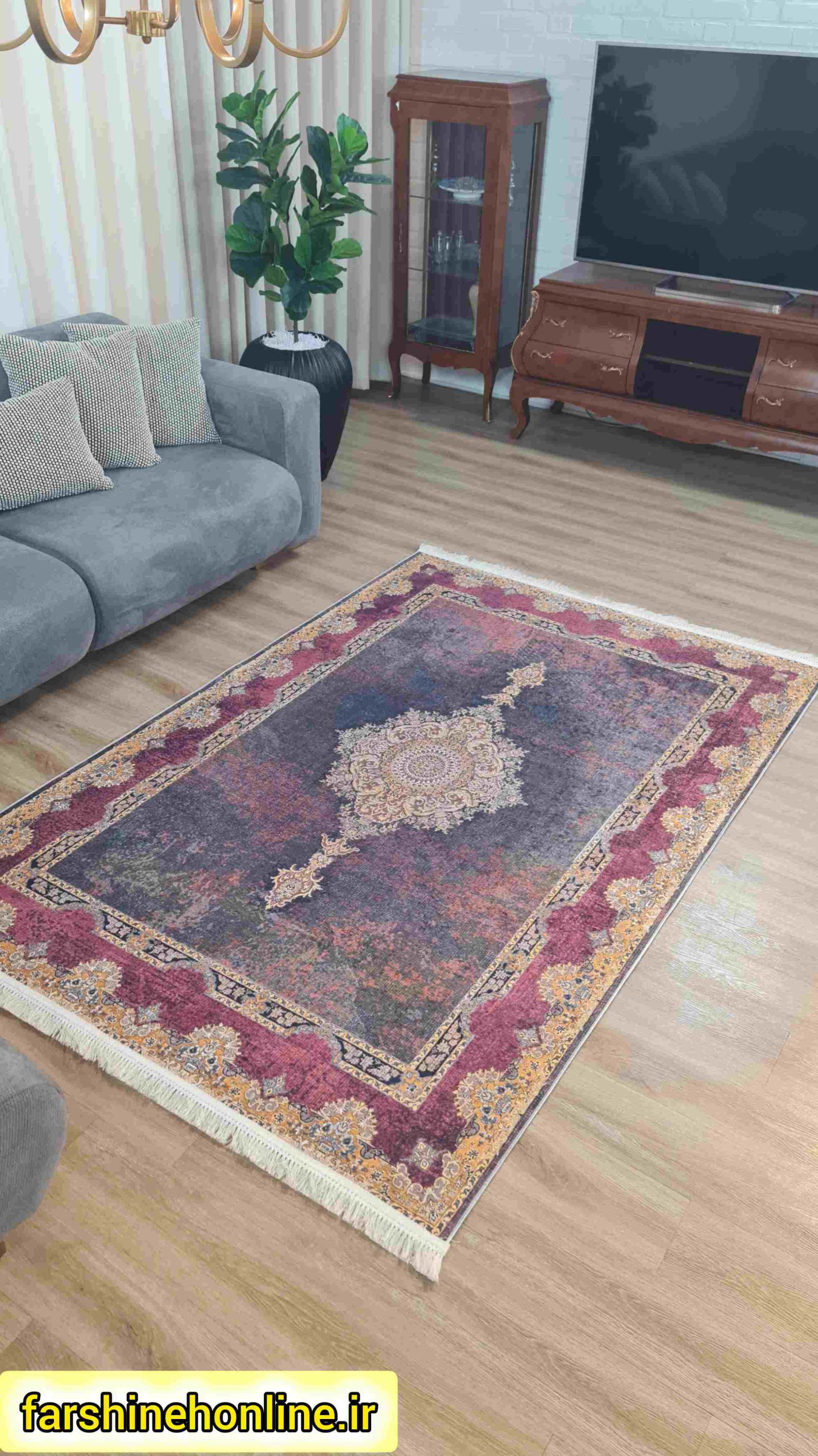 فرشینه سنتی مدل ترنج‌دار رنگ بنفش و طوسی — تصویر ۴