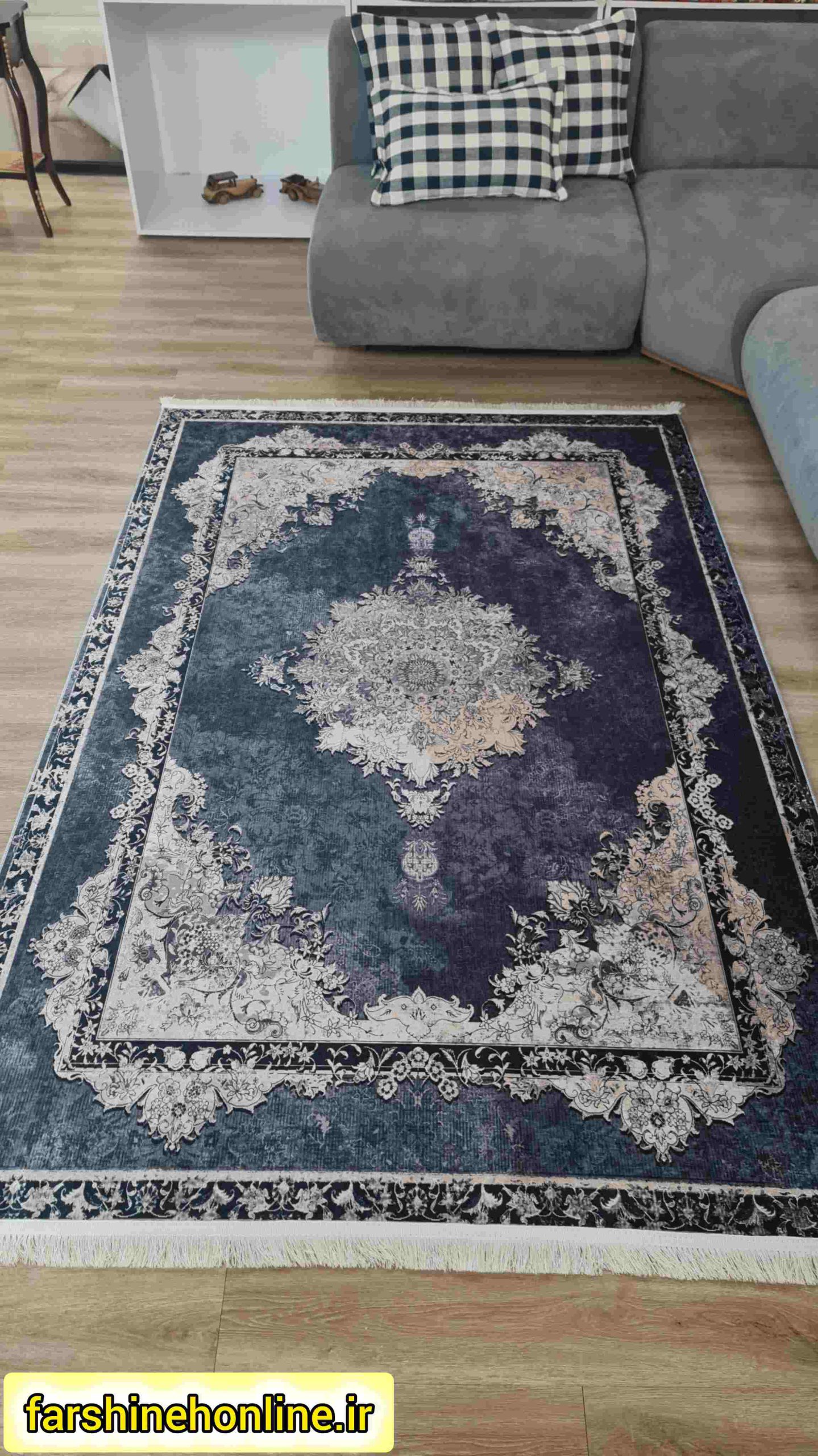 فرشینه مدرن طرح کلاسیک رنگ دودی سرمه‌ای — تصویر ۲