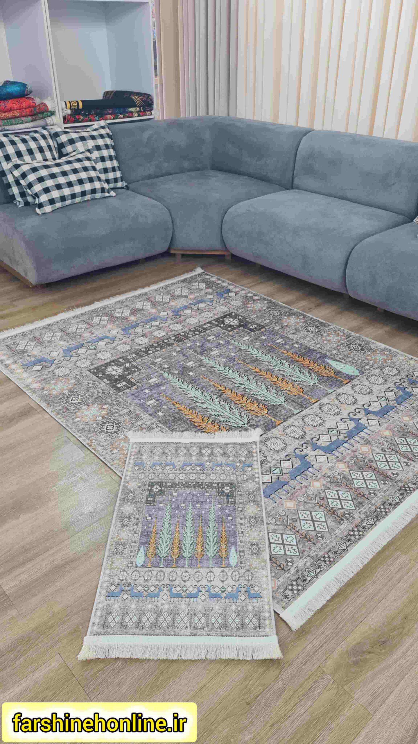 فرشینه سنتی طرح گبه مدل خشتی و درخت زندگی — تصویر ۴