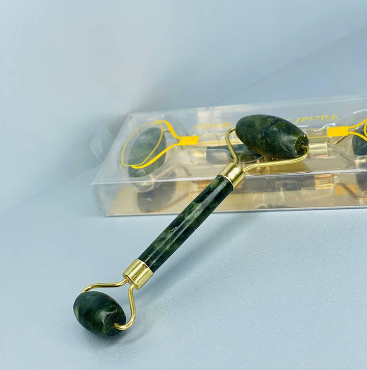 ماساژور صورت جیدرولر سنگ یشم Jade Roller — تصویر ۲