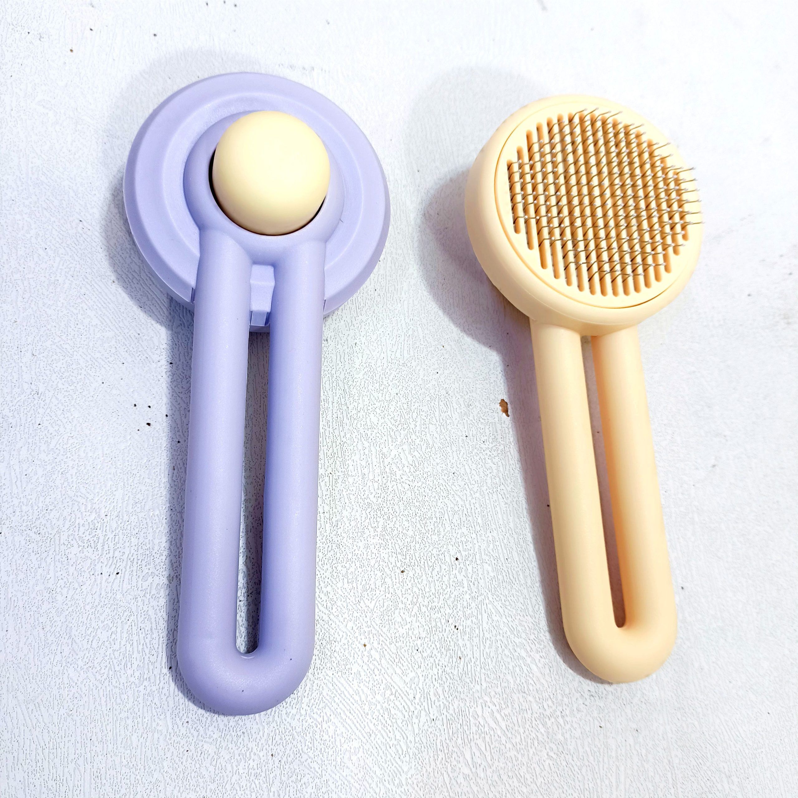پرزگیر و شانه حیوانات Eggyolk Pet Comb — تصویر ۵