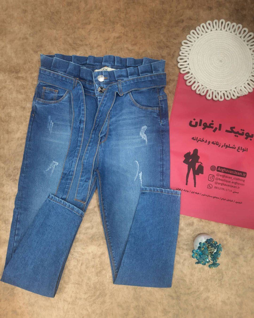 شلوار جین آبی جذب کمربند دار کمر هویجی — تصویر ۲