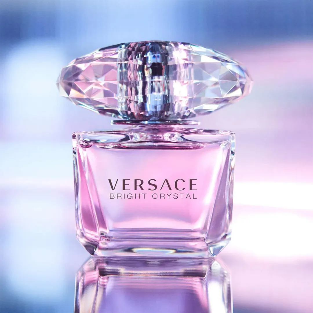ادکلن زنانه ورساچه مدل BRIGHT CRYSTAL EAU DE TOILETTE حجم 90 میلی لیتری — تصویر ۴