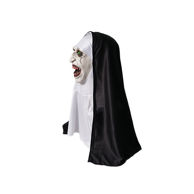 ماسک راهبه The Nun سری کانجورینگ — تصویر ۵