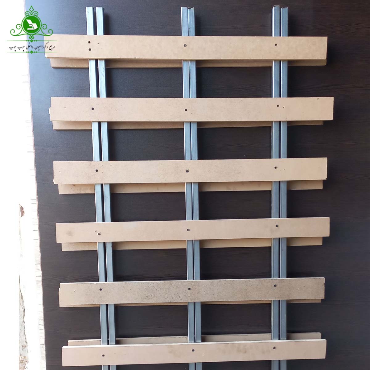 کفی تخت یک و نیم نفره چوب و فلز عرض 120