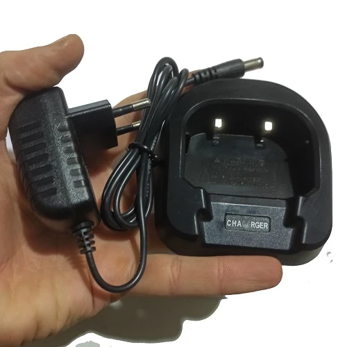شارژر بیسیم باوفنگ یووی UV-82