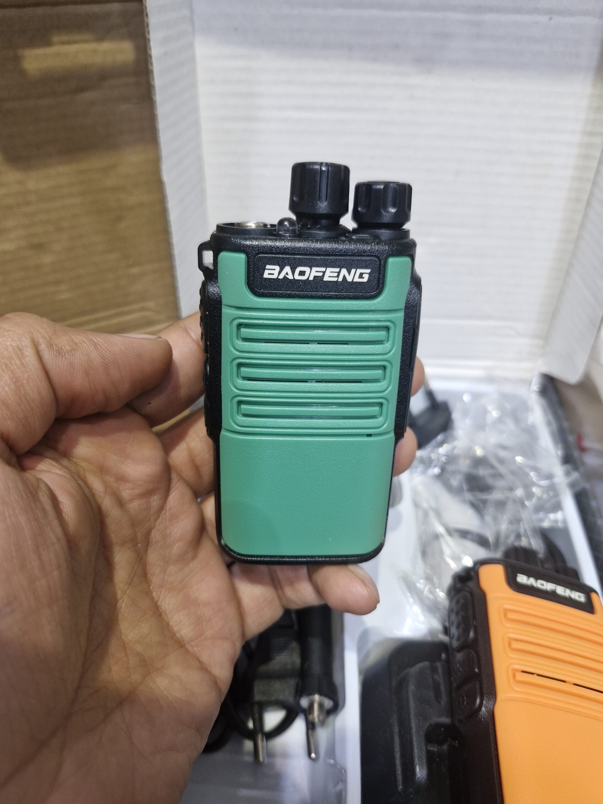 بیسیم واکی تاکی باوفنگ مدل BF-V8A