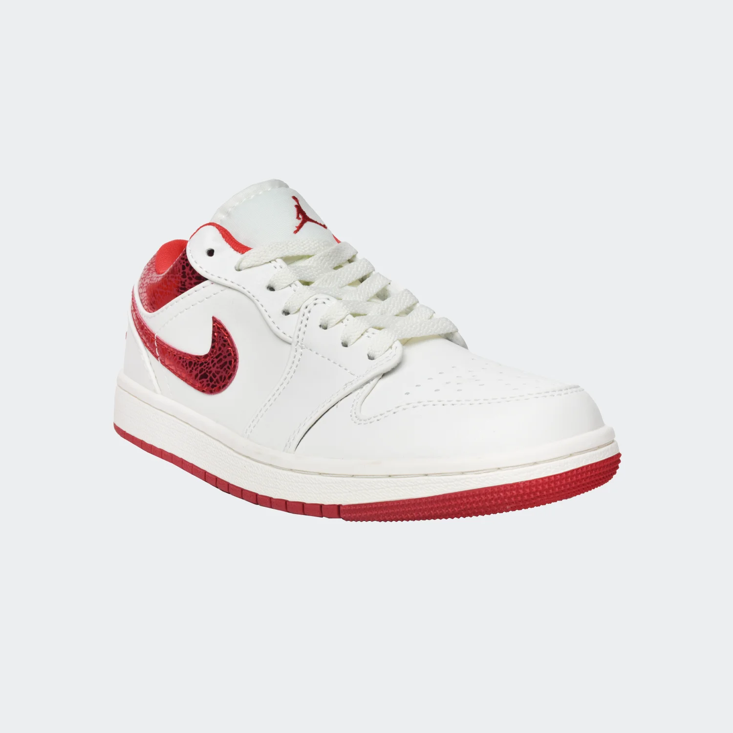 کفش کلاسیک زنانه نایکی مدل Air Jordan 1 Low SE