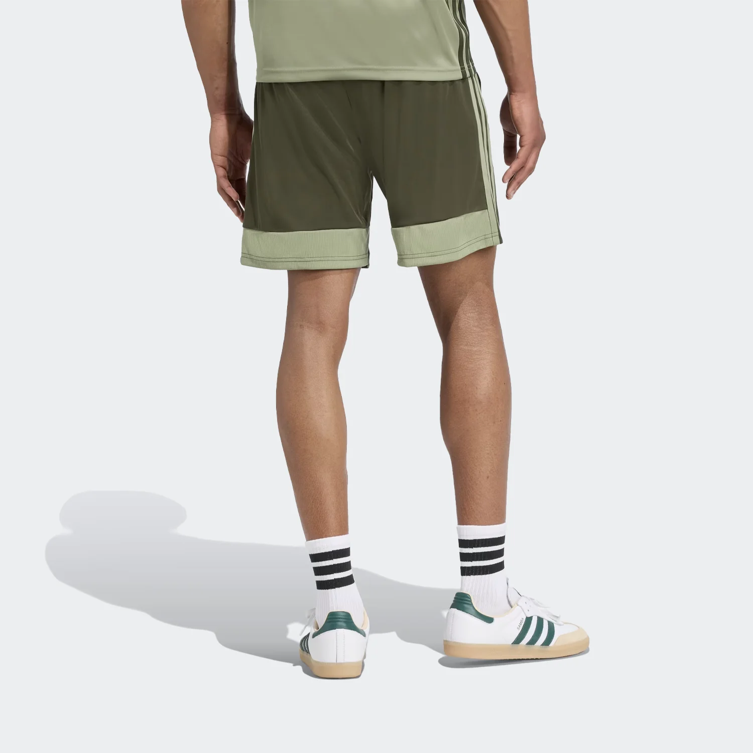 شلوارک مردانه آدیداس مدل Tiro 25 Essentials Shorts — تصویر ۷