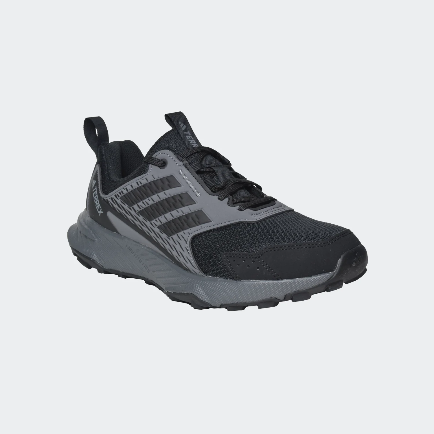 کفش تریل رانینگ مردانه آدیداس مدل Tracefinder Trail Running Shoes