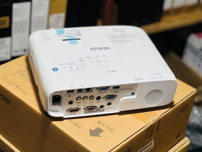 ویدئو پروژکتور اپسون EPSON EB-992F — تصویر ۴