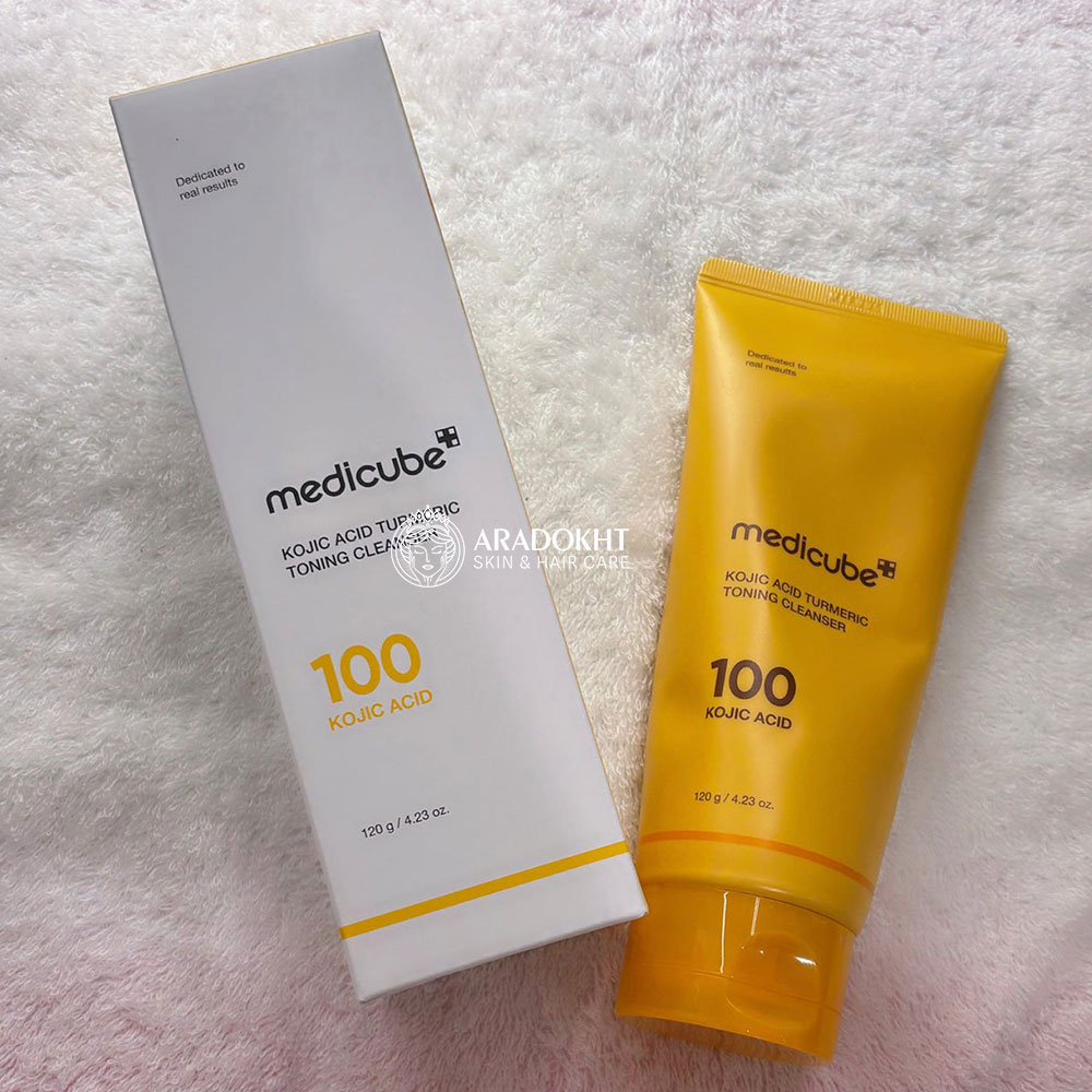 فوم شوینده کپسولی کوجیک اسید و زردچوبه مدی کیوب روشن کننده و تسکین دهنده پوست Medicube Kojic Acid Turmeric Toning Cleanser — تصویر ۴
