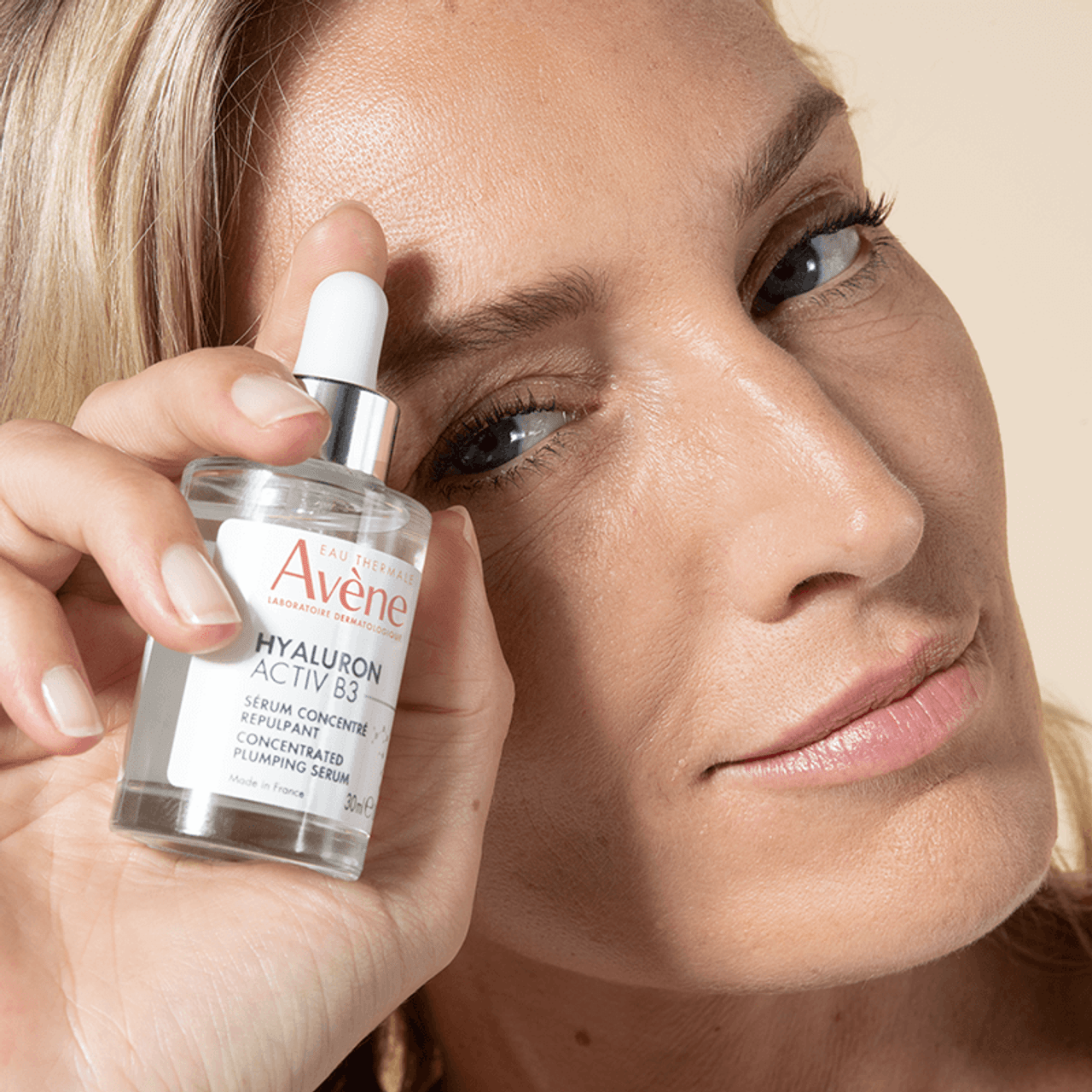 سرم جوانساز اون Hyaluron Activ B3 — تصویر ۵