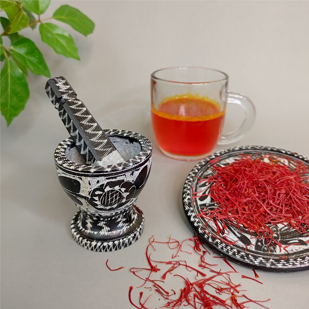 زعفران ساب پایه دار سنگی قلم زنی شده — تصویر ۵