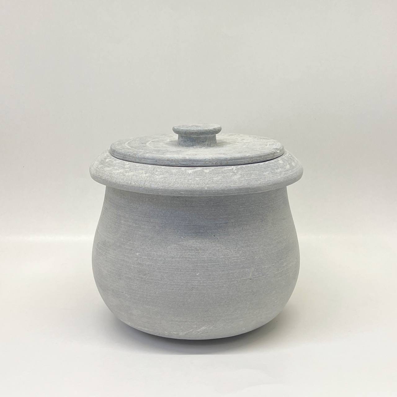 دیگ سنگی ساده طرح گرد 6 نفره — تصویر ۴