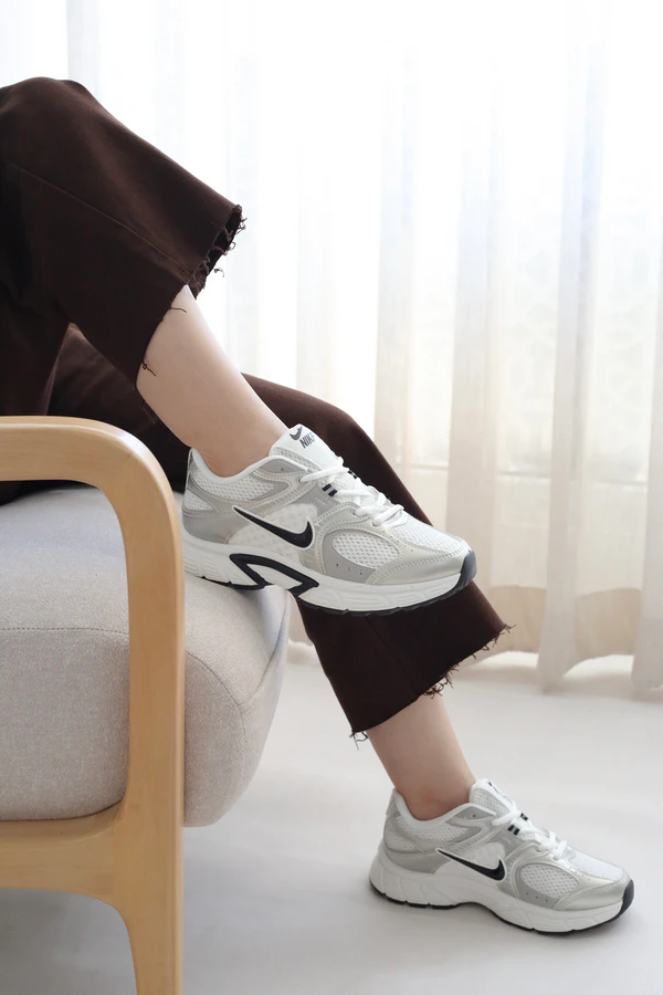 کتونی اسپرت زنانه نایکی وی تو کی Nike V2K وارداتی | کد SP8270