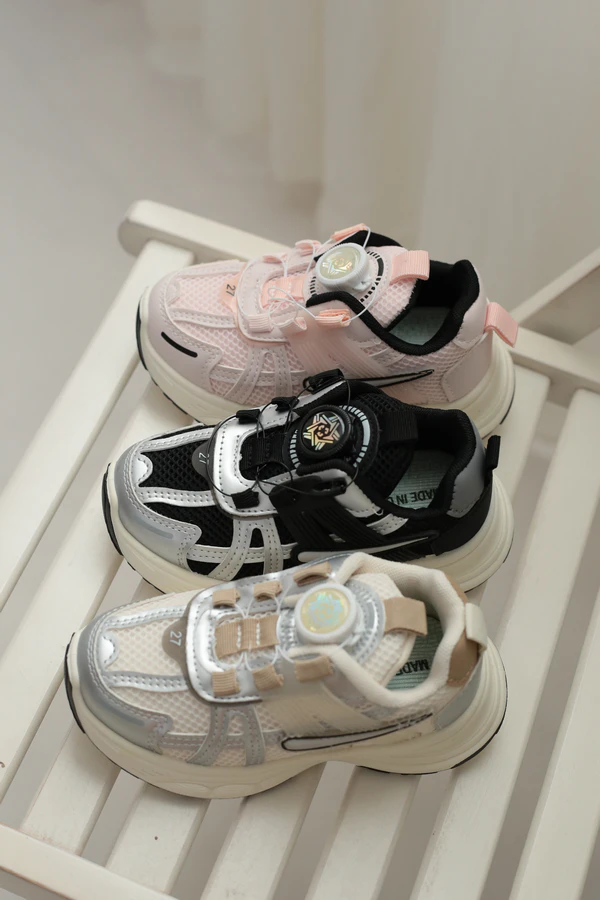 کتونی اسپرت بچگانه نایکی وی تو کی Nike V2K وارداتی | کد A8040 (سایز 27 تا 30) — تصویر ۴
