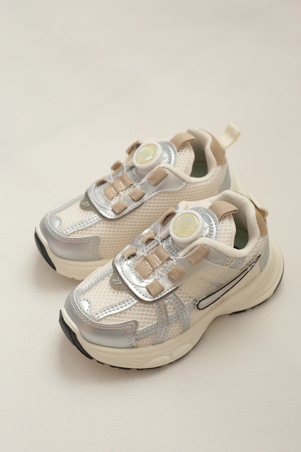 کتونی اسپرت بچگانه نایکی وی تو کی Nike V2K وارداتی | کد A8040 (سایز 27 تا 30) — تصویر ۶