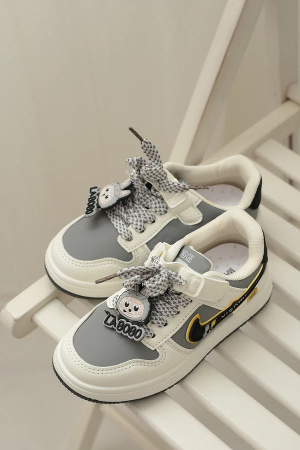 کتونی اسپرت بچگانه نایکی Nike وارداتی | کد A7669 (سایز 27 تا 31) — تصویر ۴