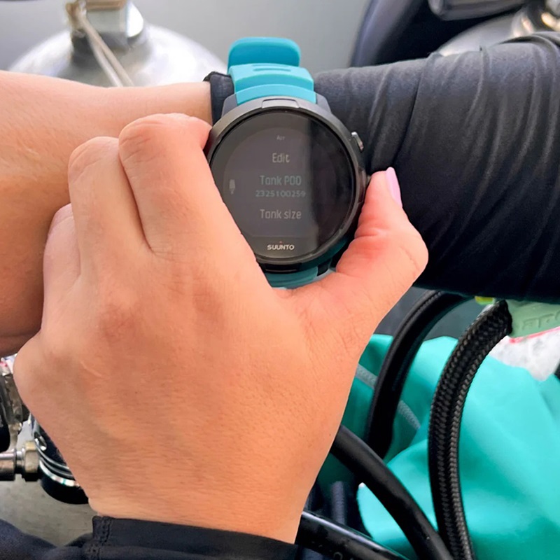 ساعت سونتو Suunto D5 Aqua Blue — تصویر ۵