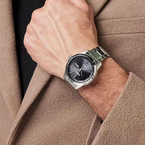 ساعت سیکو مدل SEIKO SNE527P1 — تصویر ۴