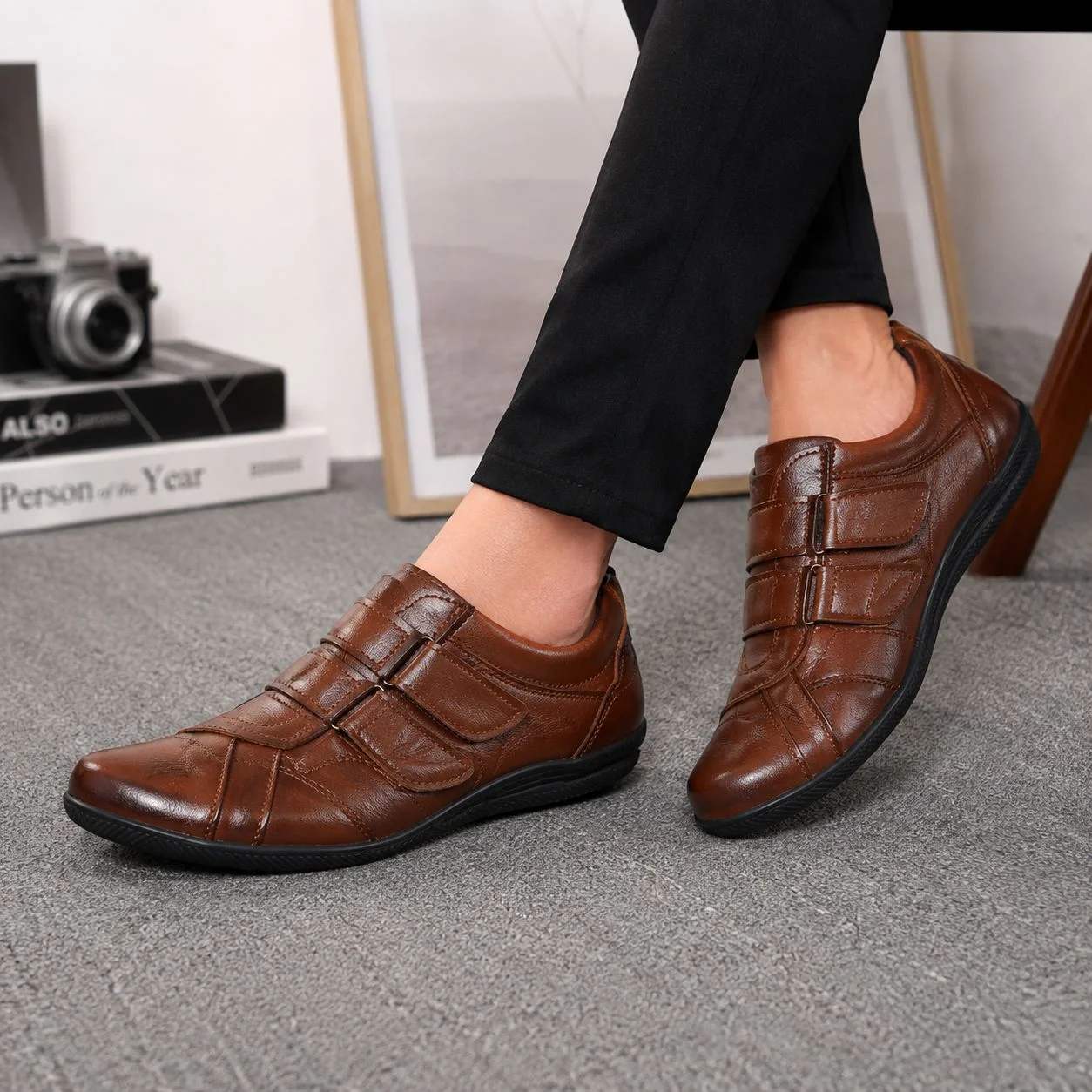 کفش روزمره مردانه چسبی مدل بیتا(BITA)|سایز40-45| قهوه ای|دور دوخت|حراج ویژه — تصویر ۶