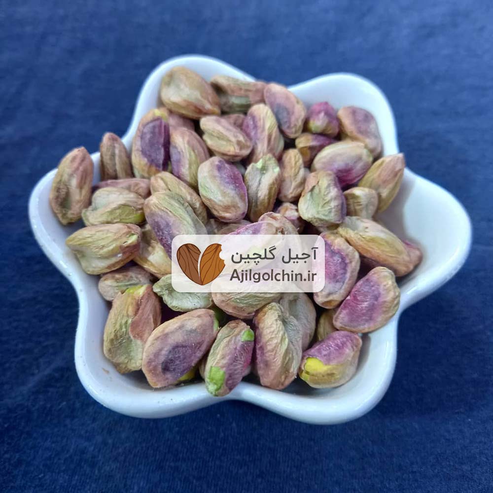 مغز پسته خام