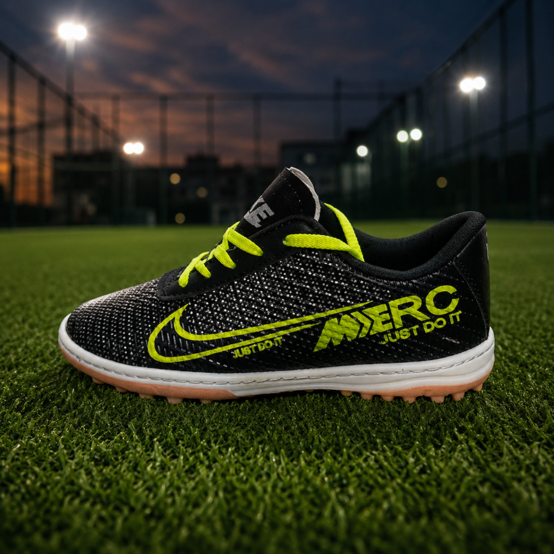 کتونی ورزشی پسرانه و مردانه چمن مصنوعی مدل نایک(nike)|سایز36-45|استوک ریز| مشکی