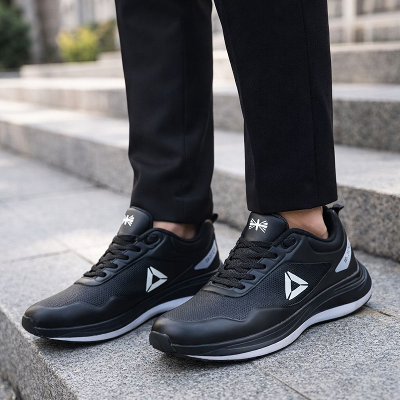 کتانی اسپرت سایزبزرگ پا مردانه کپسول دارمدل ریبوک (REEBOK)|سایز45-47|رانینگ|طبی|ضدآب|مشکی-سفید