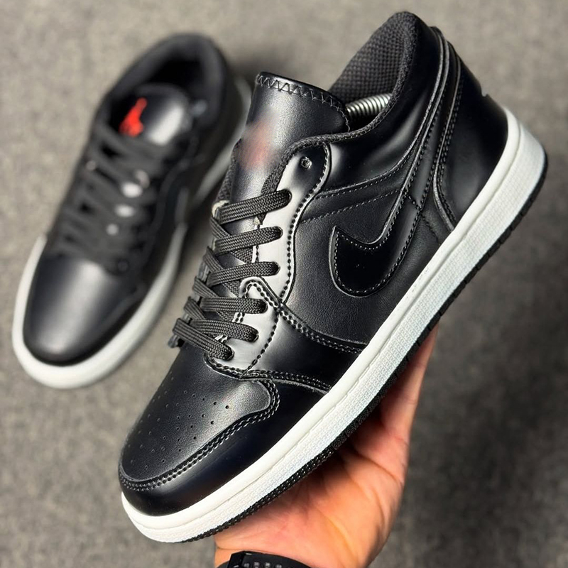 کتانی ونس اسپرت مردانه مدل جردن وان(AIR JORDAN)|سایز41-44|مشکی|دور دوخت|ضدآب