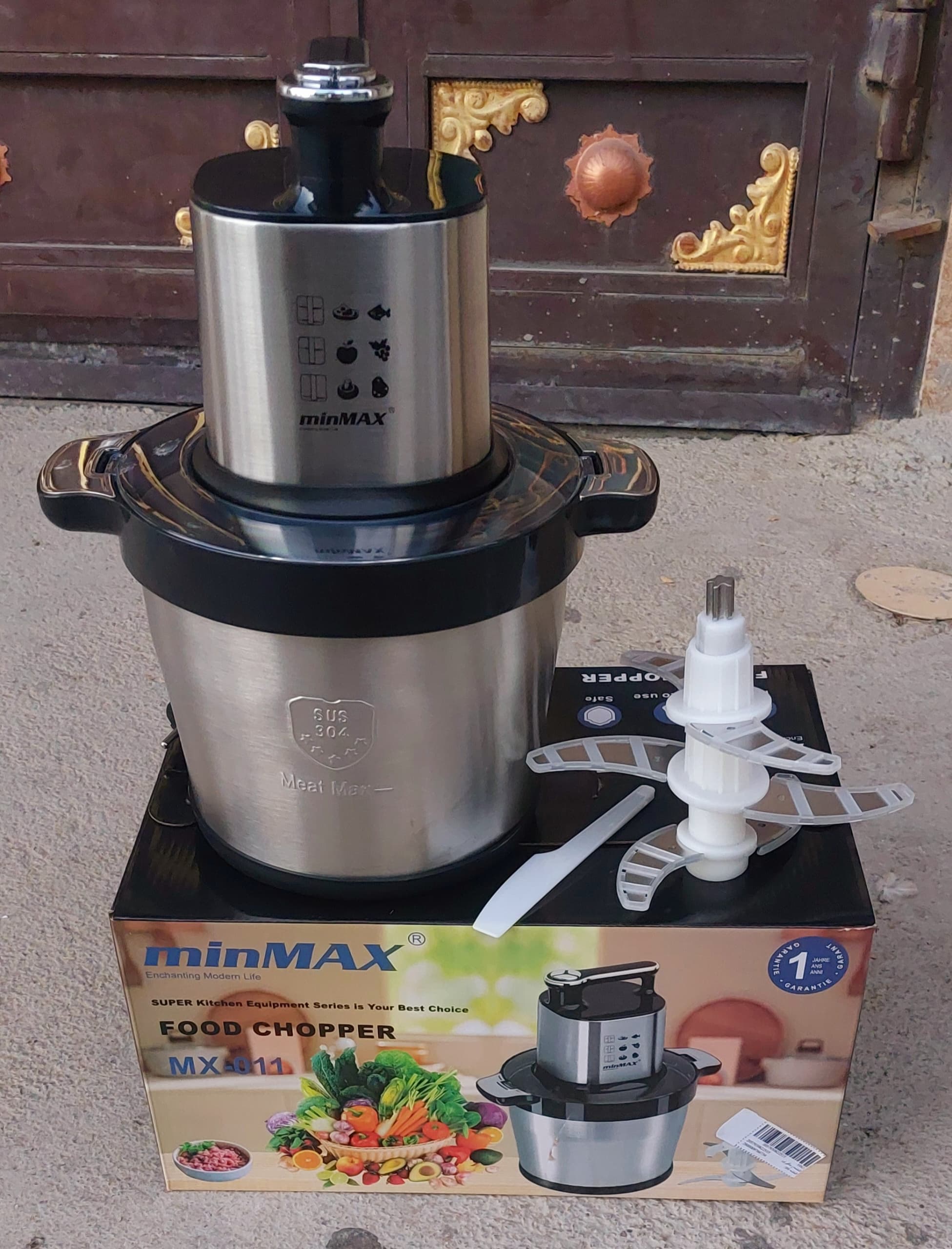 خردکن 8 لیتری مین مکس 6 تیغه مدل MX-011 — تصویر ۲