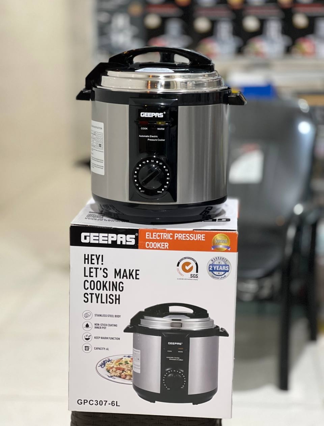 زودپز برقی جیپاس GEEPAS مدل GPC307-6L — تصویر ۴