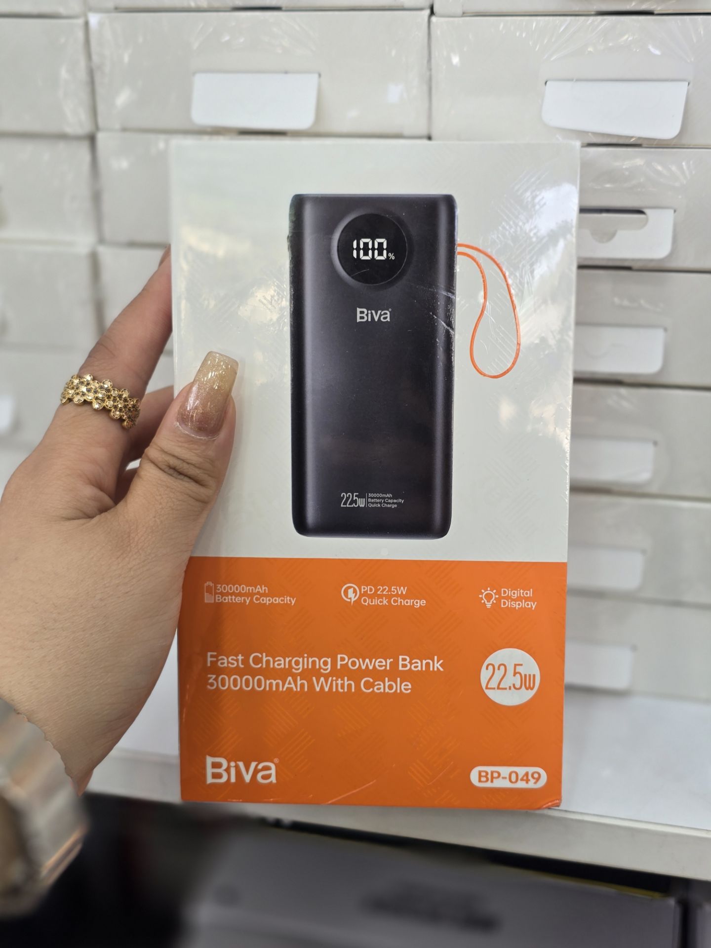 پاور بانک فست شارژ بیوا BP-049 PD 22.5W ظرفیت 30000 — تصویر ۵