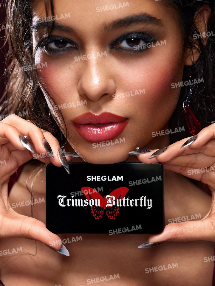 پالت رژ لب شیگلم از کالکشن Crimson Butterfly — تصویر ۶