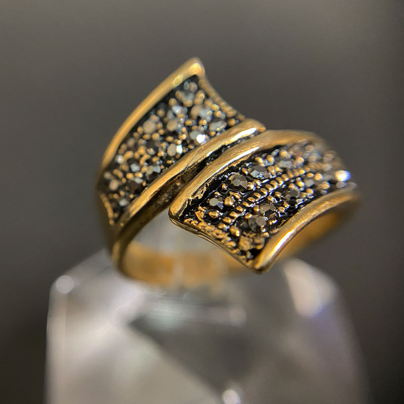 انگشتر طلاروس زنانه (کد 2321) — تصویر ۳