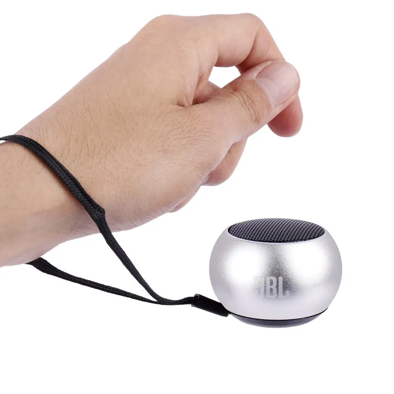 اسپیکر بلوتوثی قابل حمل جی بی ال مدل Mini M3 – نقره ای — تصویر ۳